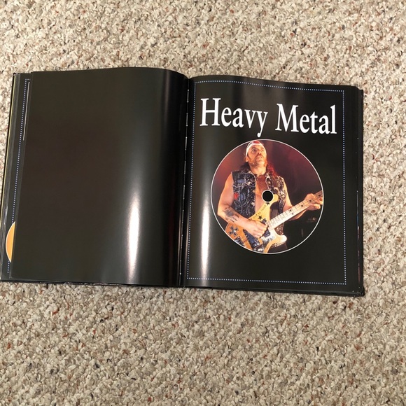 Book. Super Awesome Music History - Picture 9 of 16